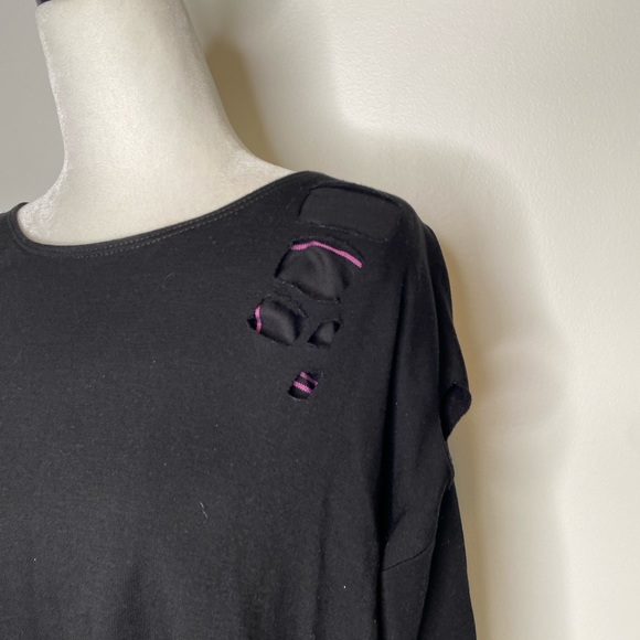 Generation Love Revolve Black Plaid Sweater Pink - Picture 8 of 8